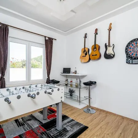 Prekrasna Kuca Za Odmor U Mirnom Okruzenju Savrseno Mjesto Za Nezaboravne Trenutke I Opustajuci Bijeg Holiday home